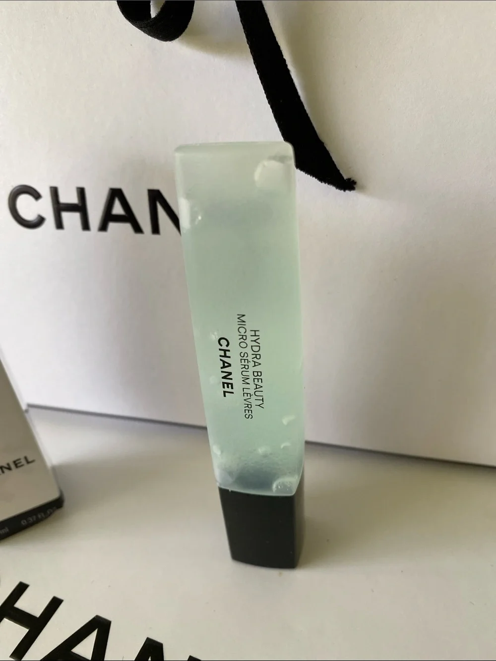 Chanel Hydra Beauty Micro Lip Serum